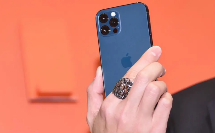 和乐镇苹果手机维修分享iPhone12系列重启方法教程 