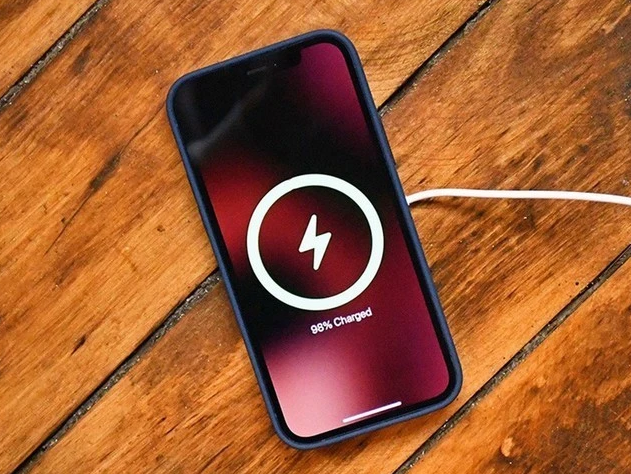 和乐镇苹果手机维修分享iPhone 12可以随便充电吗 